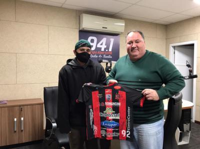 Ganhadores da PromoÃ§Ã£o Eu Visto a Camisa retiraram os seus prÃªmios 